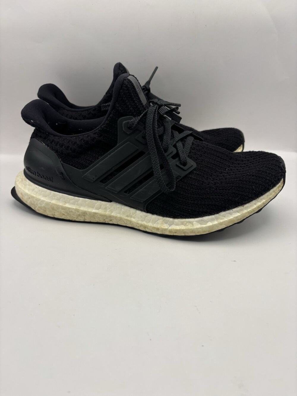 Adidas Ultraboost 4.0 Black Running Shoes Women Size 7.5